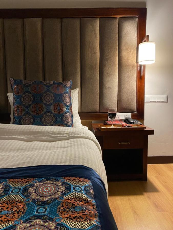 Hotel Holiday Ladakh Leh Buitenkant foto
