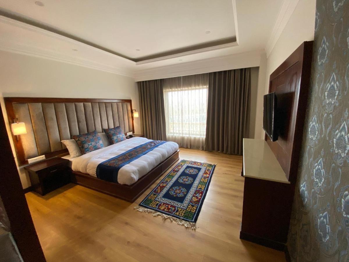 Hotel Holiday Ladakh Leh Buitenkant foto