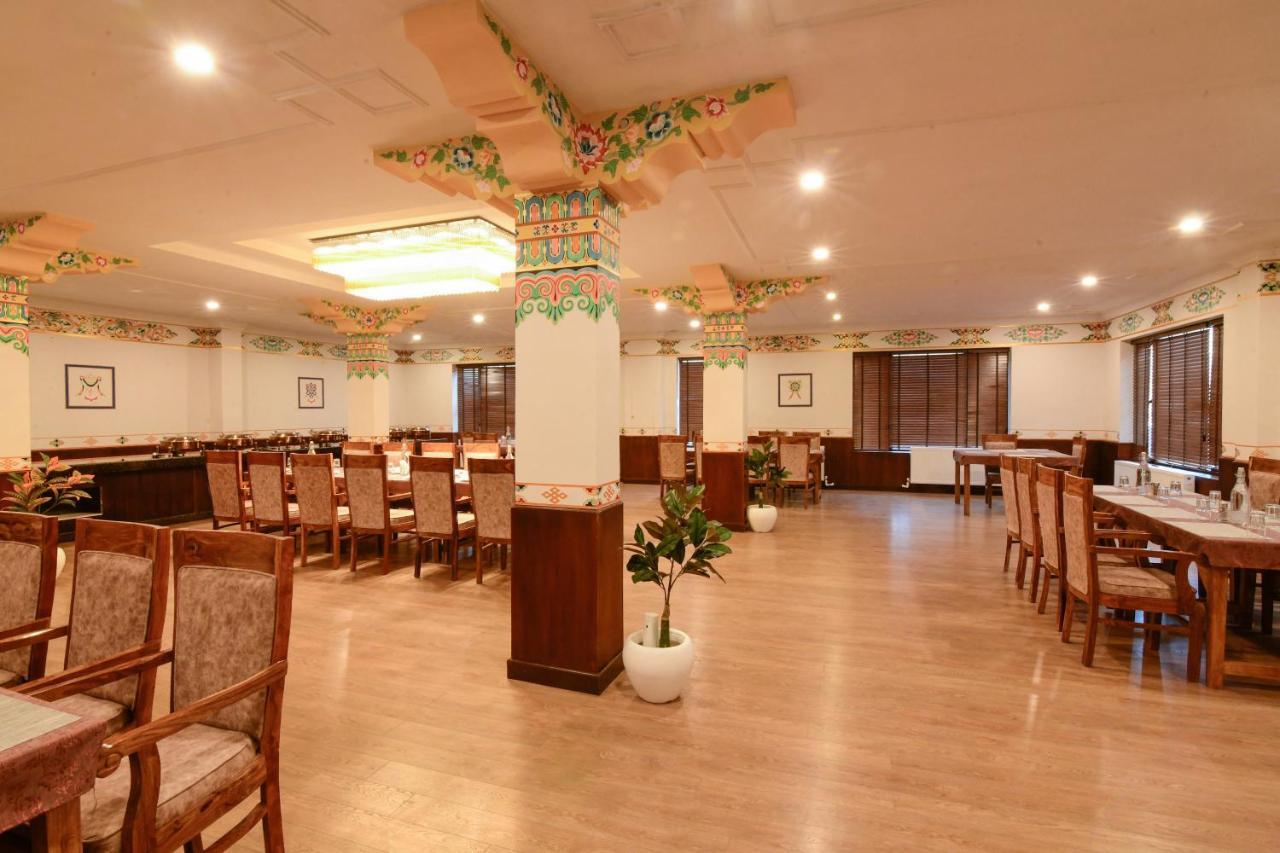 Hotel Holiday Ladakh Leh Buitenkant foto