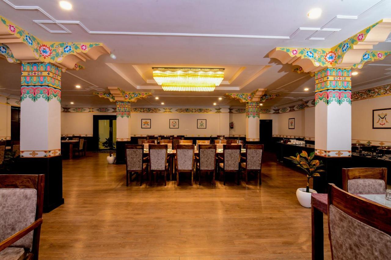 Hotel Holiday Ladakh Leh Buitenkant foto