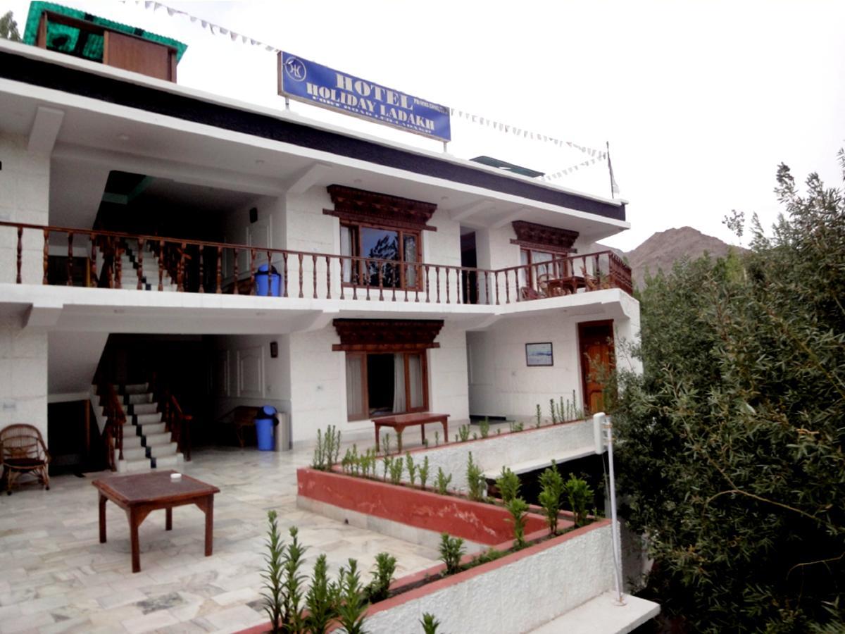 Hotel Holiday Ladakh Leh Buitenkant foto