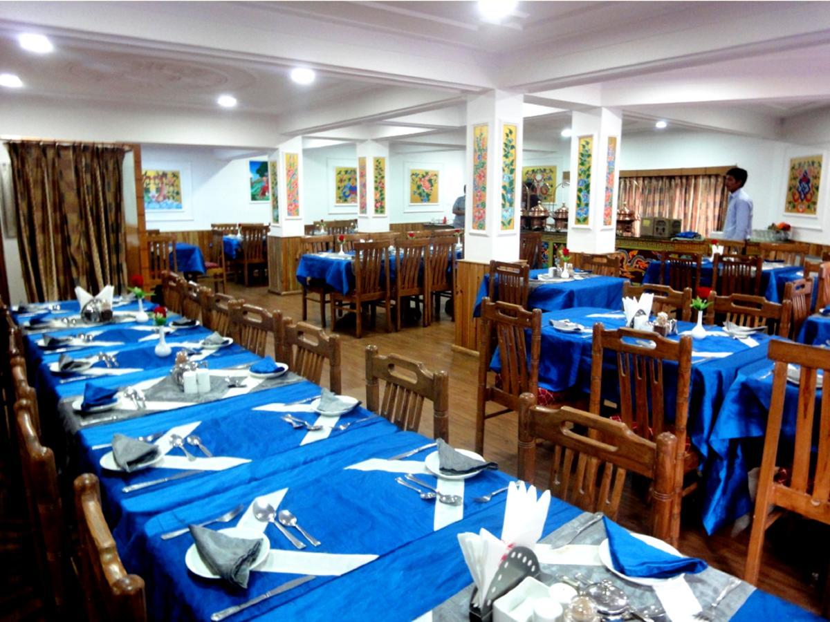 Hotel Holiday Ladakh Leh Buitenkant foto
